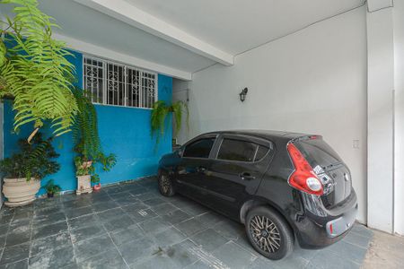 Casa à venda com 400m², 3 quartos e 2 vagas Casa à venda com 400m², 3 quartos e 2 vagasGaragem