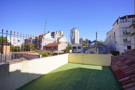 Casa para alugar com 135m², 2 quartos e 3 vagas Casa para alugar com 135m², 2 quartos e 3 vagasTerraço