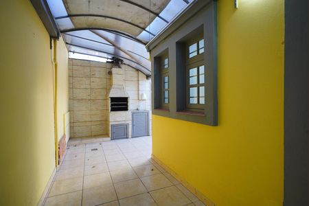 Casa para alugar com 135m², 2 quartos e 3 vagas Casa para alugar com 135m², 2 quartos e 3 vagasChurrasqueira