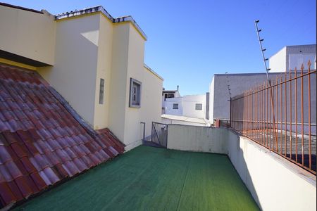 Casa para alugar com 135m², 2 quartos e 3 vagas Casa para alugar com 135m², 2 quartos e 3 vagasTerraço