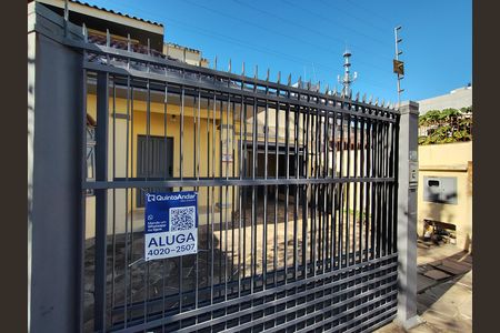 Casa para alugar com 135m², 2 quartos e 3 vagas Casa para alugar com 135m², 2 quartos e 3 vagasFachada