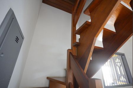 Casa para alugar com 135m², 2 quartos e 3 vagas Casa para alugar com 135m², 2 quartos e 3 vagasAcesso dormitórios