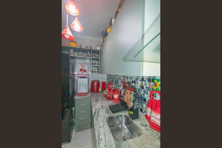 Apartamento à venda com 60m², 2 quartos e sem vagaCozinha e Área de Serviço