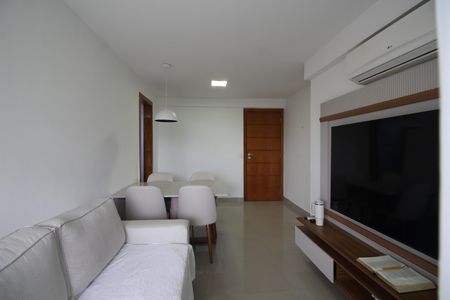 Sala de apartamento para alugar com 2 quartos, 55m² em Freguesia (jacarepaguá), Rio de Janeiro