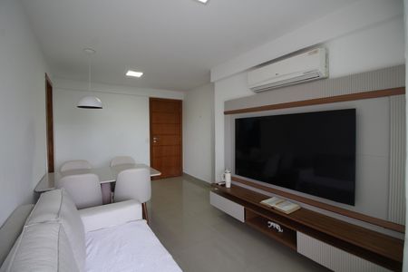 Apartamento à venda com 55m², 2 quartos e 1 vagaSala