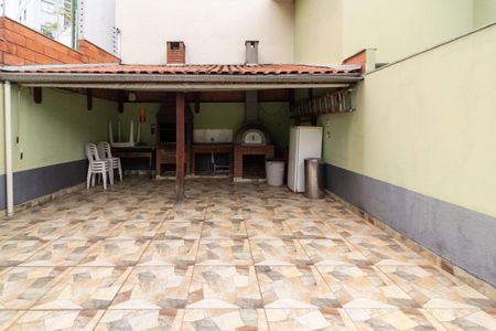 Casa de condomínio à venda com 54m², 2 quartos e 1 vagaChurrasqueira