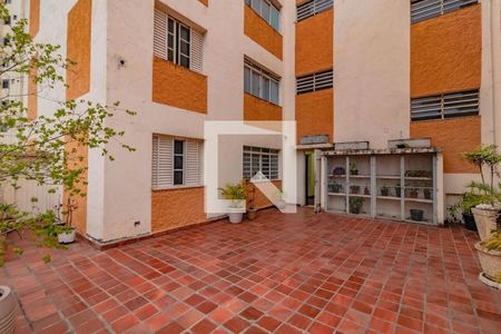 Apartamento para alugar com 70m², 2 quartos e 1 vaga Apartamento para alugar com 70m², 2 quartos e 1 vagaFachada
