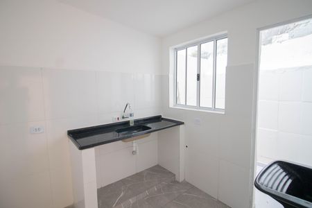 Casa para alugar com 70m², 2 quartos e sem vaga Casa para alugar com 70m², 2 quartos e sem vagaCOZINHA E ÁREA DE SERVIÇO