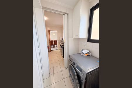 Apartamento para alugar com 66m², 2 quartos e 1 vagaÁrea de Serviço