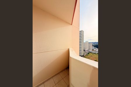 Apartamento para alugar com 66m², 2 quartos e 1 vagaSacada