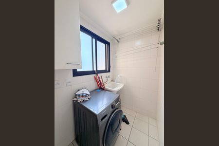 Apartamento para alugar com 66m², 2 quartos e 1 vagaÁrea de Serviço