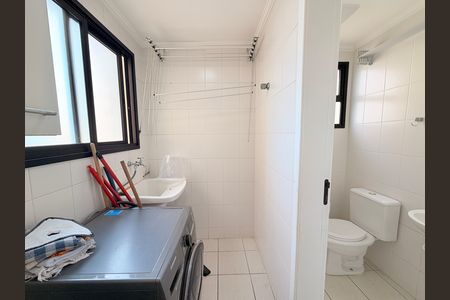 Apartamento para alugar com 66m², 2 quartos e 1 vagaÁrea de Serviço