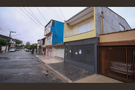 Casa para alugar com 100m², 2 quartos e 1 vaga