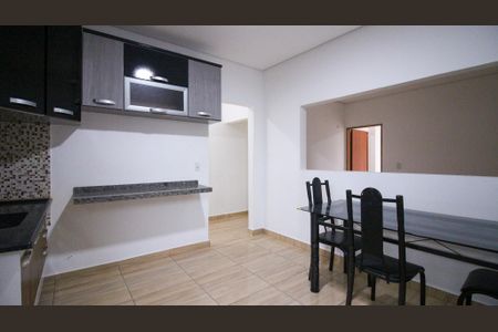 Casa para alugar com 100m², 2 quartos e 1 vaga