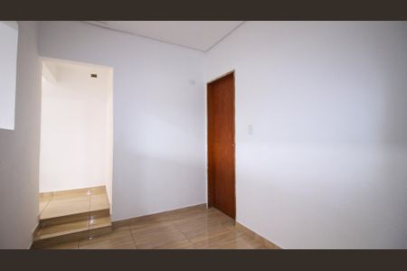 Casa para alugar com 2 quartos, 100m² em Parque Sao Rafael, São Paulo