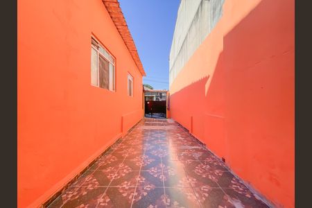 Casa à venda com 122m², 2 quartos e 5 vagas Casa à venda com 122m², 2 quartos e 5 vagasGaragem