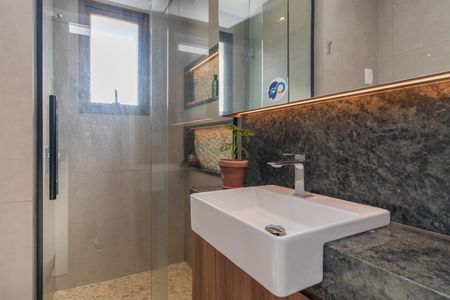 Apartamento para alugar com 62m², 2 quartos e 1 vaga Apartamento para alugar com 62m², 2 quartos e 1 vagaBanheiro