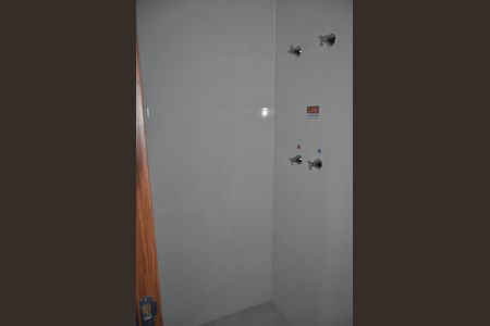 Apartamento para alugar com 36m², 2 quartos e sem vagaBanheiro social