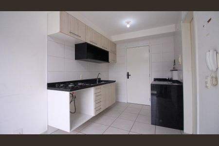Sala/Cozinha de apartamento para alugar com 1 quarto, 38m² em Vila Alpina, São Paulo