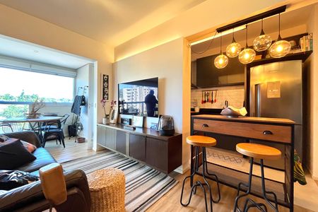 Sala de apartamento para alugar com 2 quartos, 77m² em Jardim Prudência, São Paulo