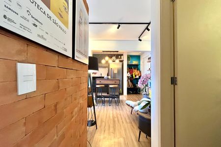 Apartamento à venda com 77m², 2 quartos e 2 vagas Apartamento à venda com 77m², 2 quartos e 2 vagasCorredor