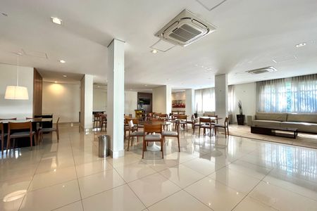 Apartamento à venda com 77m², 2 quartos e 2 vagas Apartamento à venda com 77m², 2 quartos e 2 vagasÁrea comum - Salão de festas