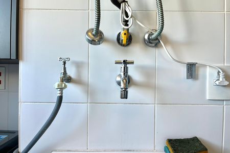 Apartamento à venda com 77m², 2 quartos e 2 vagas Apartamento à venda com 77m², 2 quartos e 2 vagasÁrea de Serviço