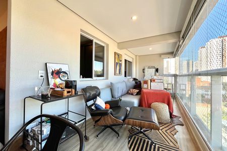 Apartamento à venda com 77m², 2 quartos e 2 vagas Apartamento à venda com 77m², 2 quartos e 2 vagasVaranda