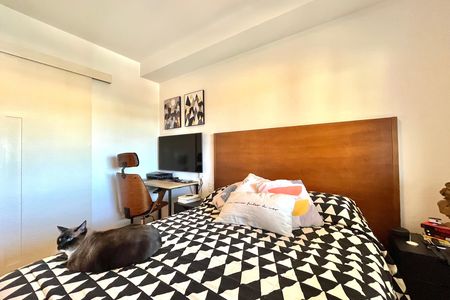 Apartamento à venda com 77m², 2 quartos e 2 vagas Apartamento à venda com 77m², 2 quartos e 2 vagasSuite