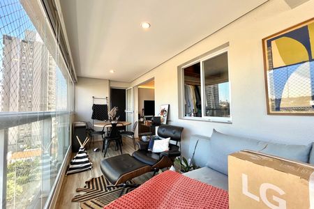 Apartamento à venda com 77m², 2 quartos e 2 vagas Apartamento à venda com 77m², 2 quartos e 2 vagasVaranda