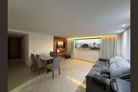 Apartamento à venda com 3 quartos, 82m² em União, Belo Horizonte