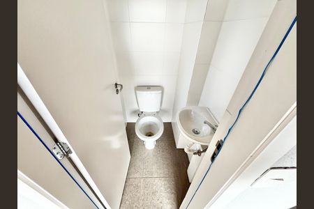 Casa de condomínio à venda com 124m², 3 quartos e 2 vagas Casa de condomínio à venda com 124m², 3 quartos e 2 vagasVaranda gourmet Banheiro