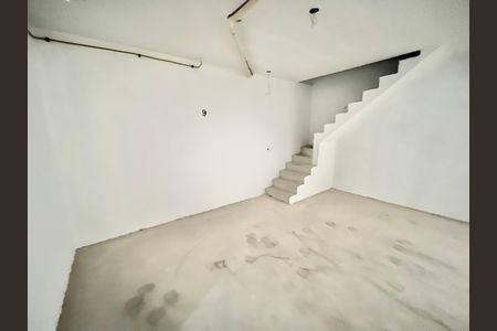 Casa de condomínio à venda com 124m², 3 quartos e 2 vagas Casa de condomínio à venda com 124m², 3 quartos e 2 vagasGaragem