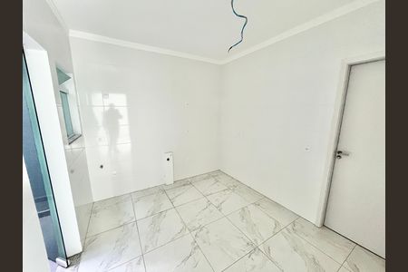 Cozinha de casa de condomínio à venda com 3 quartos, 124m² em Jardim Santa Ines, São Paulo