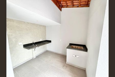 Casa de condomínio à venda com 124m², 3 quartos e 2 vagas Casa de condomínio à venda com 124m², 3 quartos e 2 vagasVaranda gourmet
