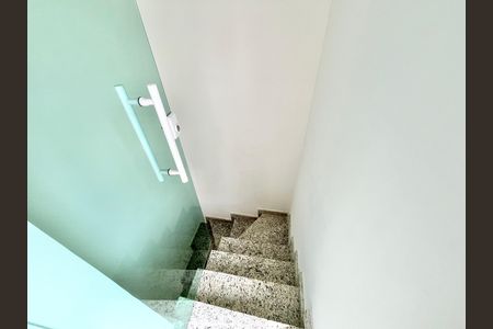 Casa de condomínio à venda com 124m², 3 quartos e 2 vagas Casa de condomínio à venda com 124m², 3 quartos e 2 vagasBanheiro