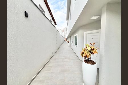 Casa de condomínio à venda com 124m², 3 quartos e 2 vagas Casa de condomínio à venda com 124m², 3 quartos e 2 vagasCorredor