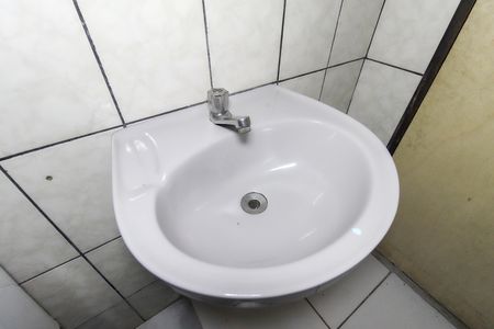 Casa para alugar com 50m², 1 quarto e sem vaga Casa para alugar com 50m², 1 quarto e sem vagaBanheiro