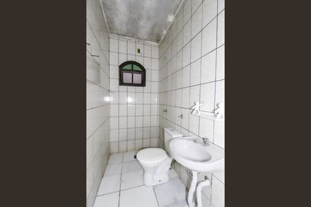 Casa para alugar com 50m², 1 quarto e sem vaga Casa para alugar com 50m², 1 quarto e sem vagaBanheiro