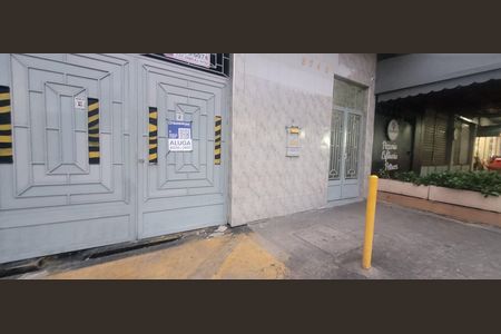 Apartamento à venda com 63m², 2 quartos e sem vaga Apartamento à venda com 63m², 2 quartos e sem vagaFachada