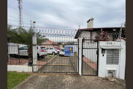 Casa de condomínio para alugar com 62m², 2 quartos e 1 vaga Casa de condomínio para alugar com 62m², 2 quartos e 1 vagaPlaca Instalada em 07/05/2026 - Cod.COEY-19