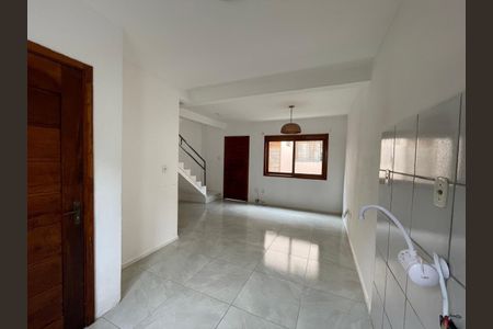 Casa de condomínio para alugar com 62m², 2 quartos e 1 vaga