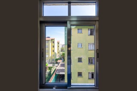 Apartamento para alugar com 46m², 2 quartos e 1 vaga Apartamento para alugar com 46m², 2 quartos e 1 vagaCozinha - Janela