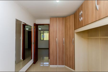 Quarto 1 de apartamento para alugar com 2 quartos, 46m² em Jardim Sao Joao (jaragua), São Paulo