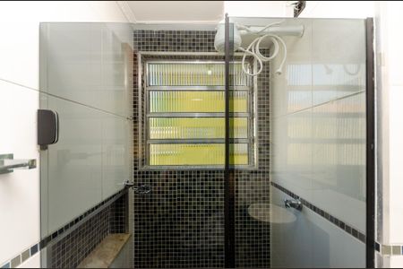 Apartamento para alugar com 46m², 2 quartos e 1 vaga Apartamento para alugar com 46m², 2 quartos e 1 vagaBanheiro