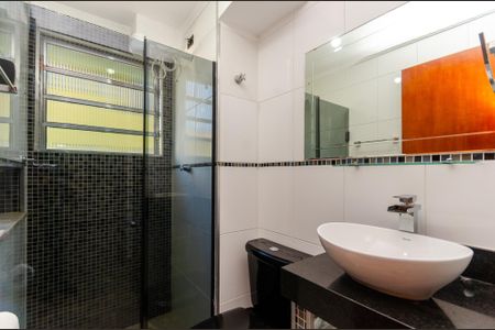 Apartamento para alugar com 46m², 2 quartos e 1 vaga Apartamento para alugar com 46m², 2 quartos e 1 vagaBanheiro