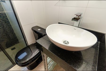 Apartamento para alugar com 46m², 2 quartos e 1 vaga Apartamento para alugar com 46m², 2 quartos e 1 vagaBanheiro