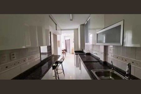 Apartamento à venda com 125m², 3 quartos e sem vaga
