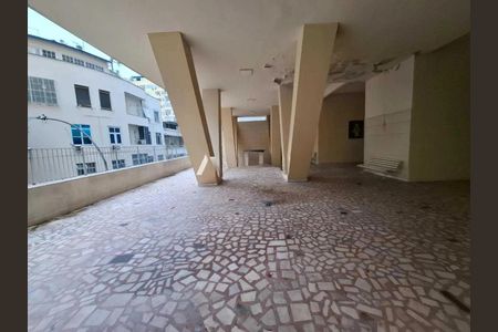 Apartamento à venda com 90m², 2 quartos e sem vaga