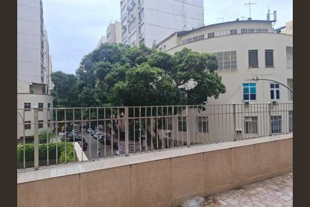 Apartamento à venda com 90m², 2 quartos e sem vaga